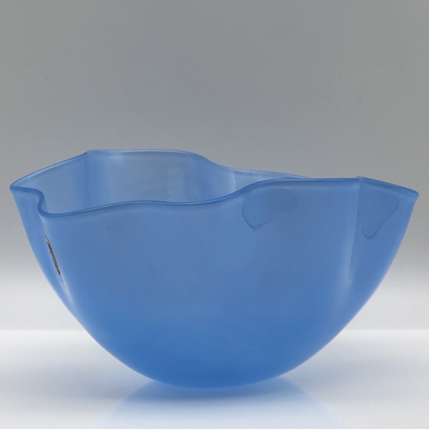 Cornflower blue crystal bowl, "Kantara", Sven Palmqvist, Orrefors, Sweden