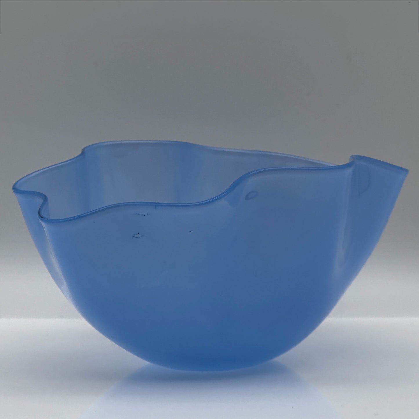 Cornflower blue crystal bowl, "Kantara", Sven Palmqvist, Orrefors, Sweden