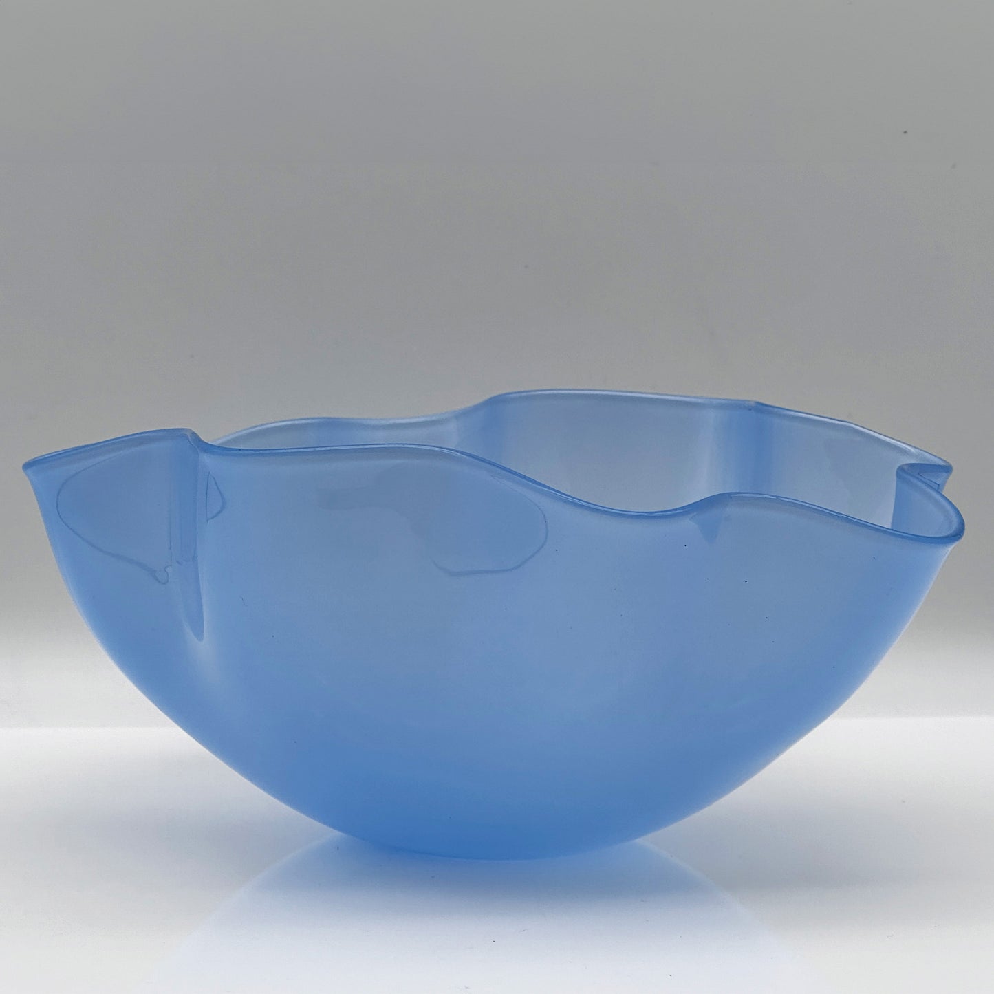 Crystal blue bowl "Karanta", Orrefors, Sven Palmqvist, Sweden