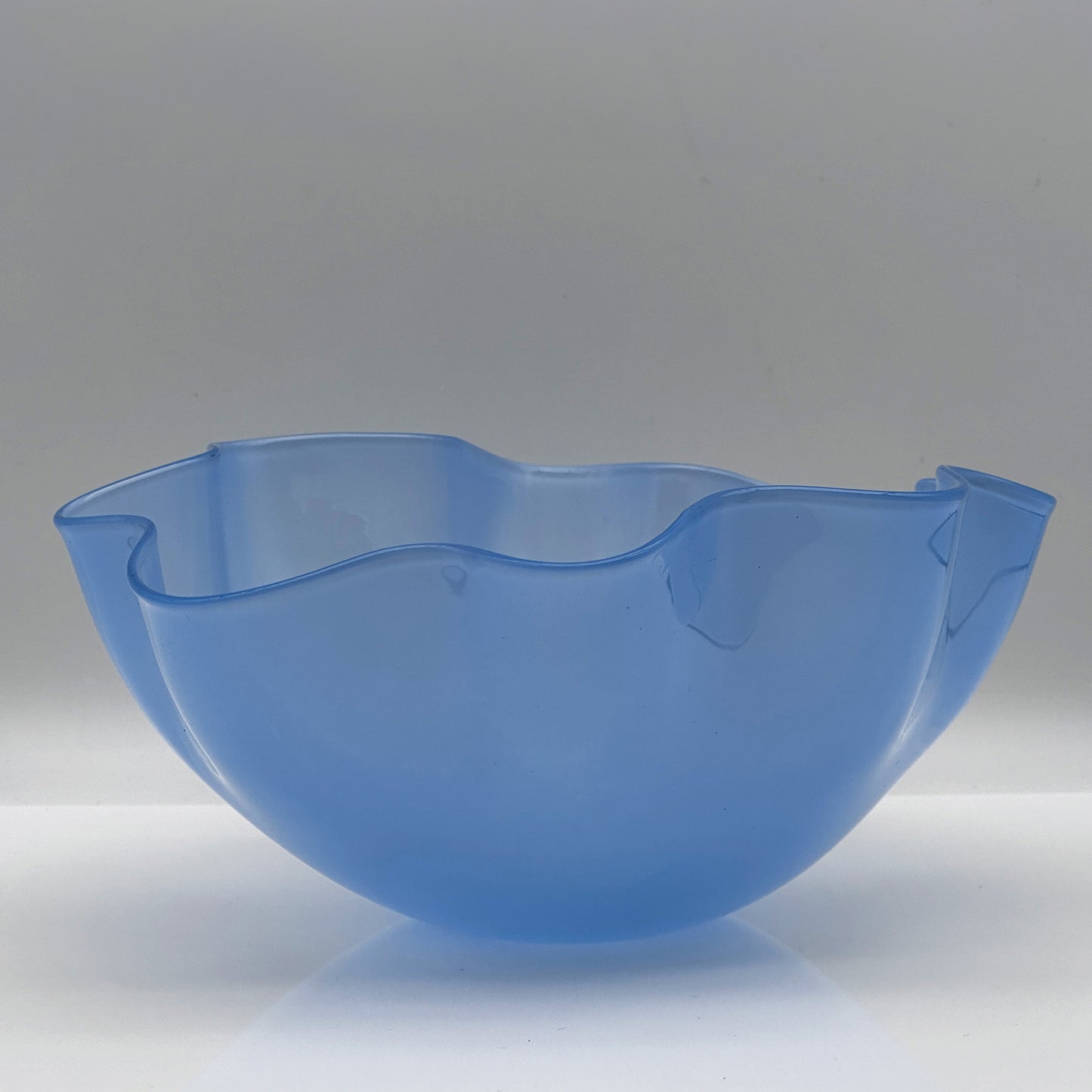 Crystal blue bowl "Karanta", Orrefors, Sven Palmqvist, Sweden