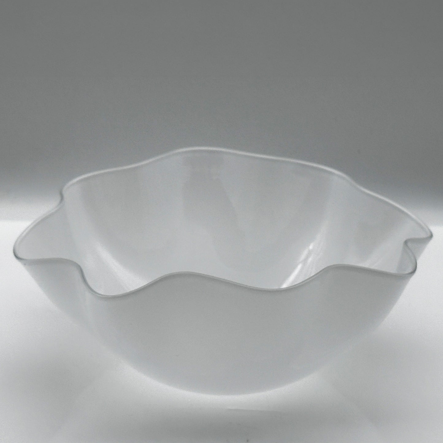 White Crystal Bowl “Kantara” – Sven Palmqvist for Orrefors, Opal Glass (1946-1960)