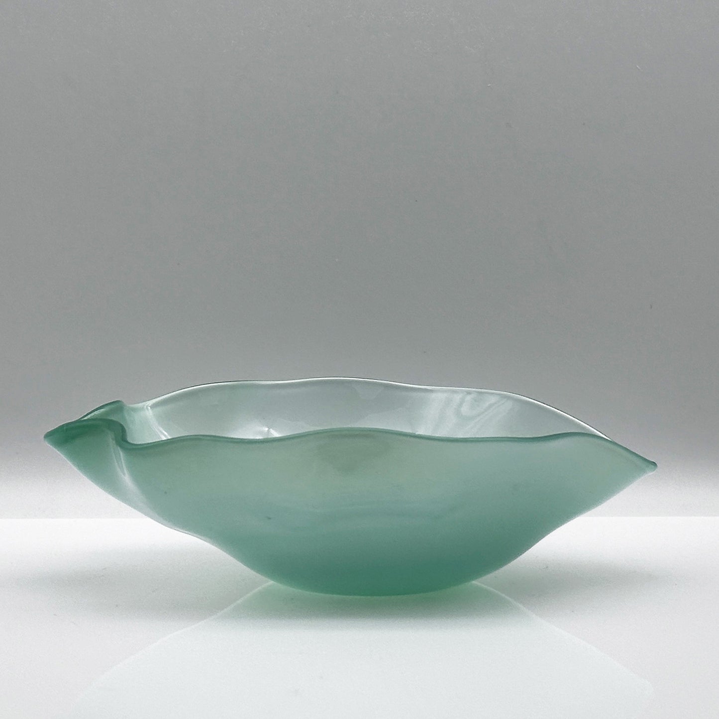 Mint Green Crystal Bowl “Kantara” – Sven Palmqvist for Orrefors, Opal Glass (1946-1960)