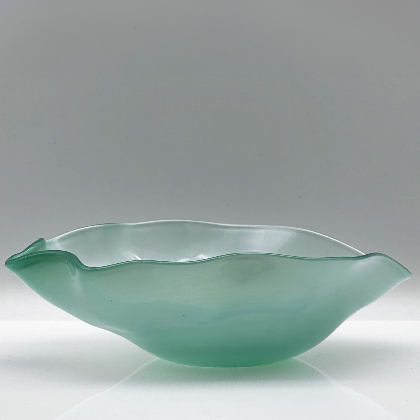 Mint Green Crystal Bowl “Kantara” – Sven Palmqvist for Orrefors, Opal Glass (1946-1960)