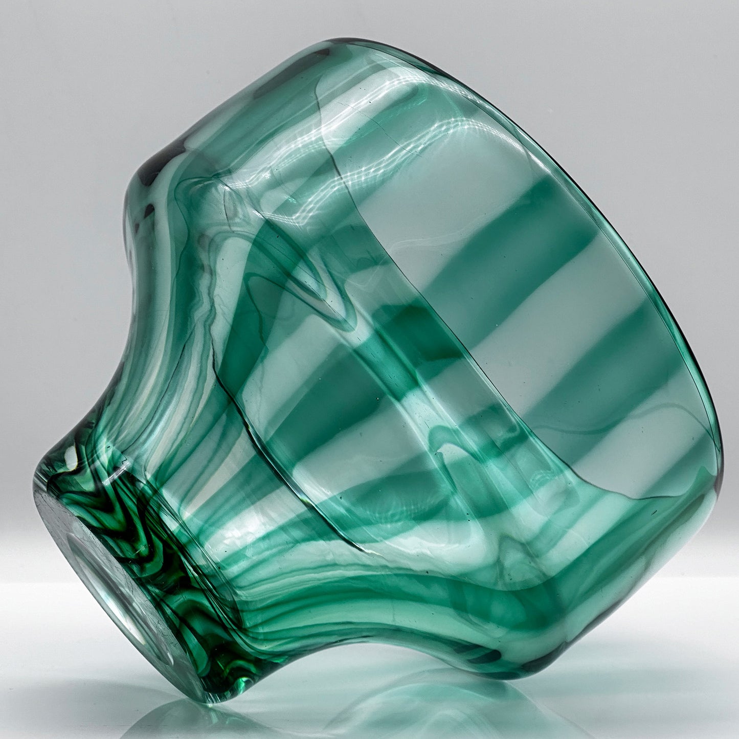 Mouth-blown Crystal Bowl – Kosta Boda, Mona Morales-Schildt, Swedish Art Glass (1960s)