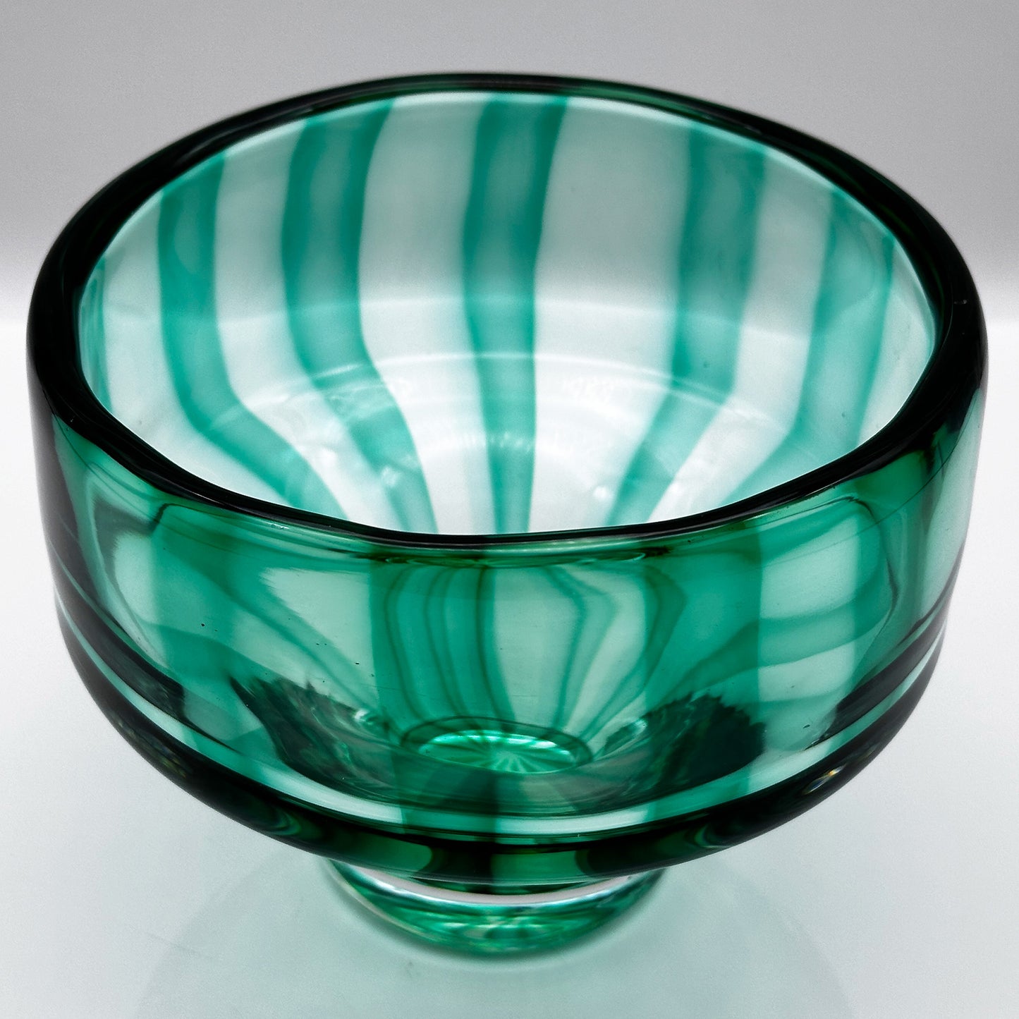 Mouth-blown Crystal Bowl – Kosta Boda, Mona Morales-Schildt, Swedish Art Glass (1960s)