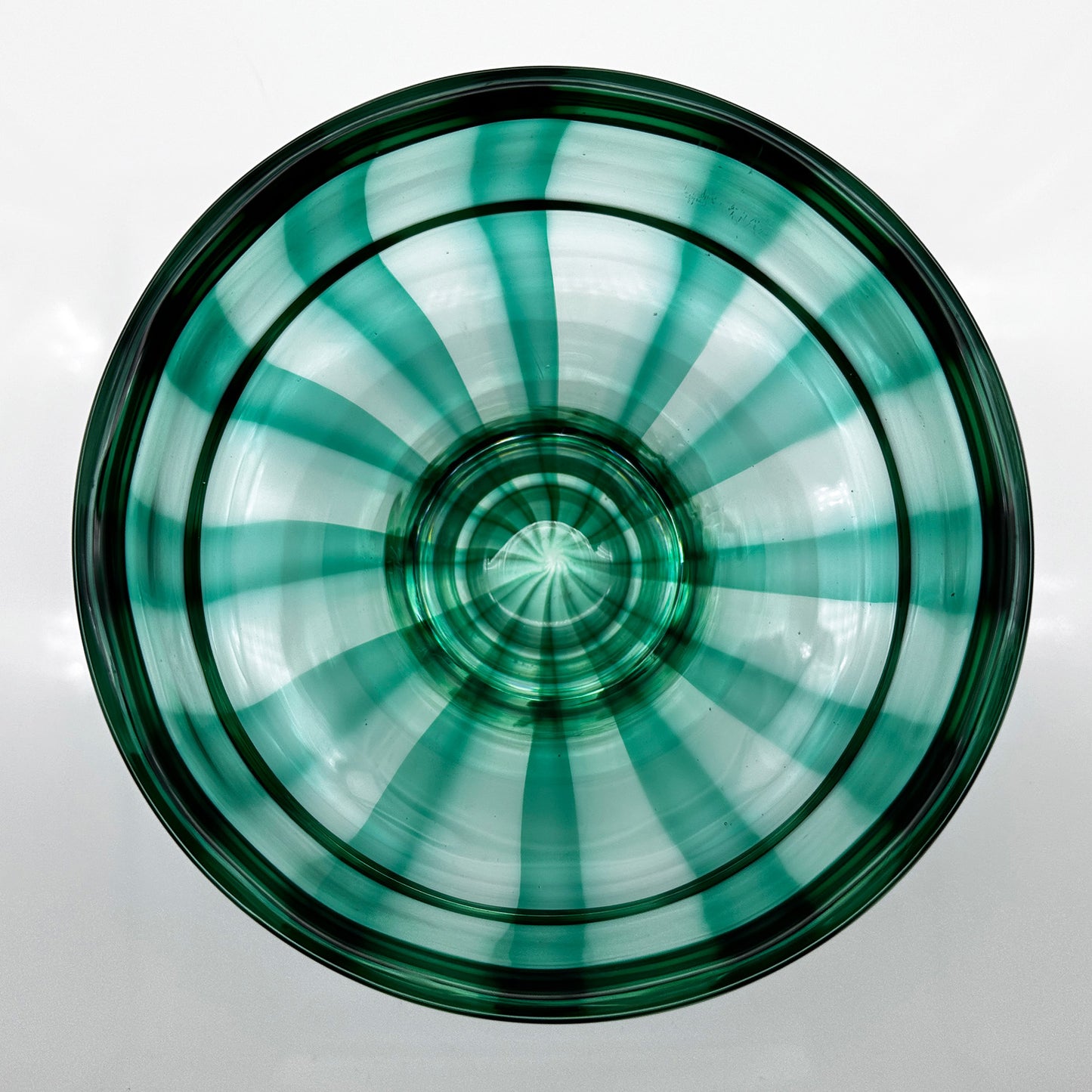 Mouth-blown Crystal Bowl – Kosta Boda, Mona Morales-Schildt, Swedish Art Glass (1960s)