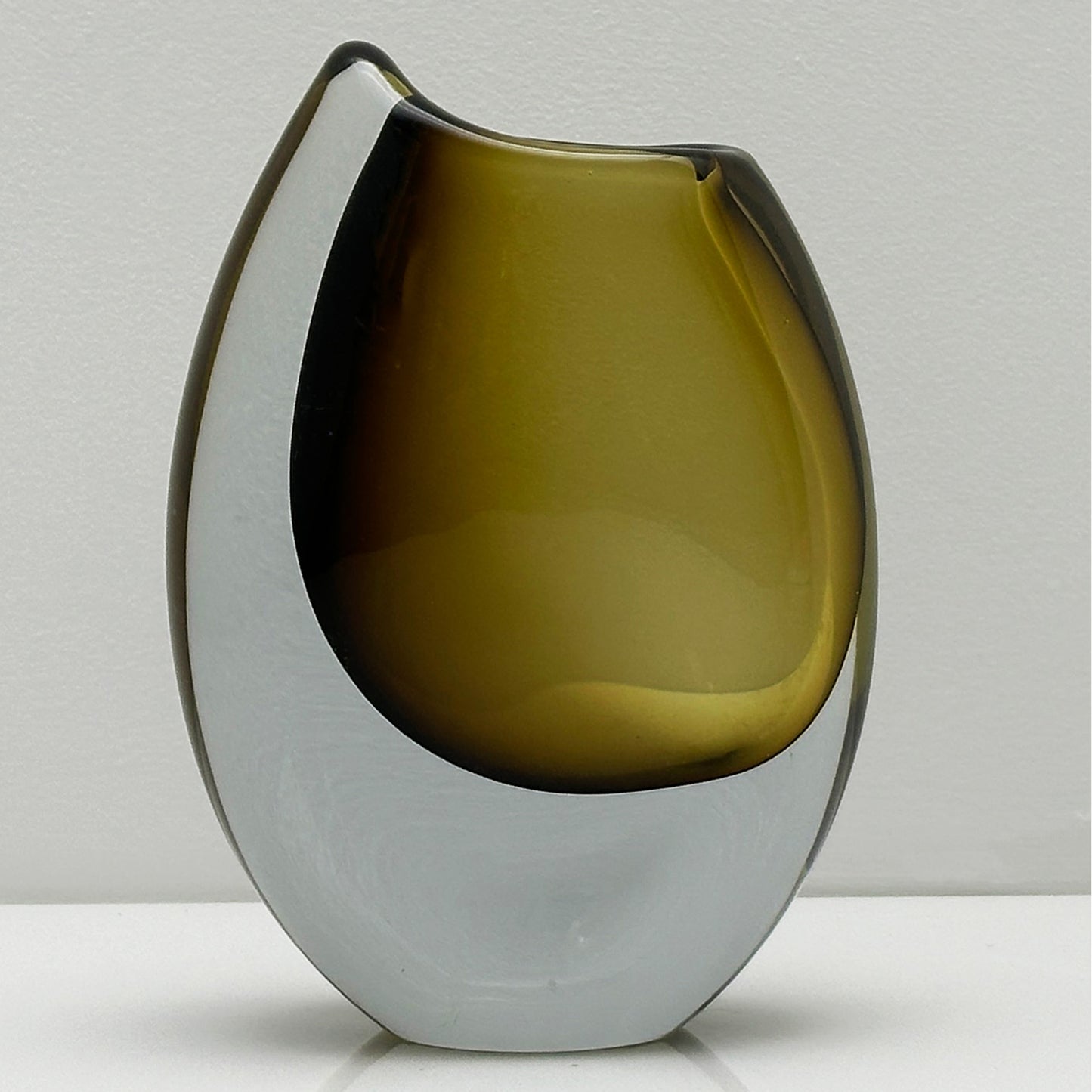 Shark Tooth Vase – Gunnar Nylund for Strömbergshyttan, Brown Crystal Glass