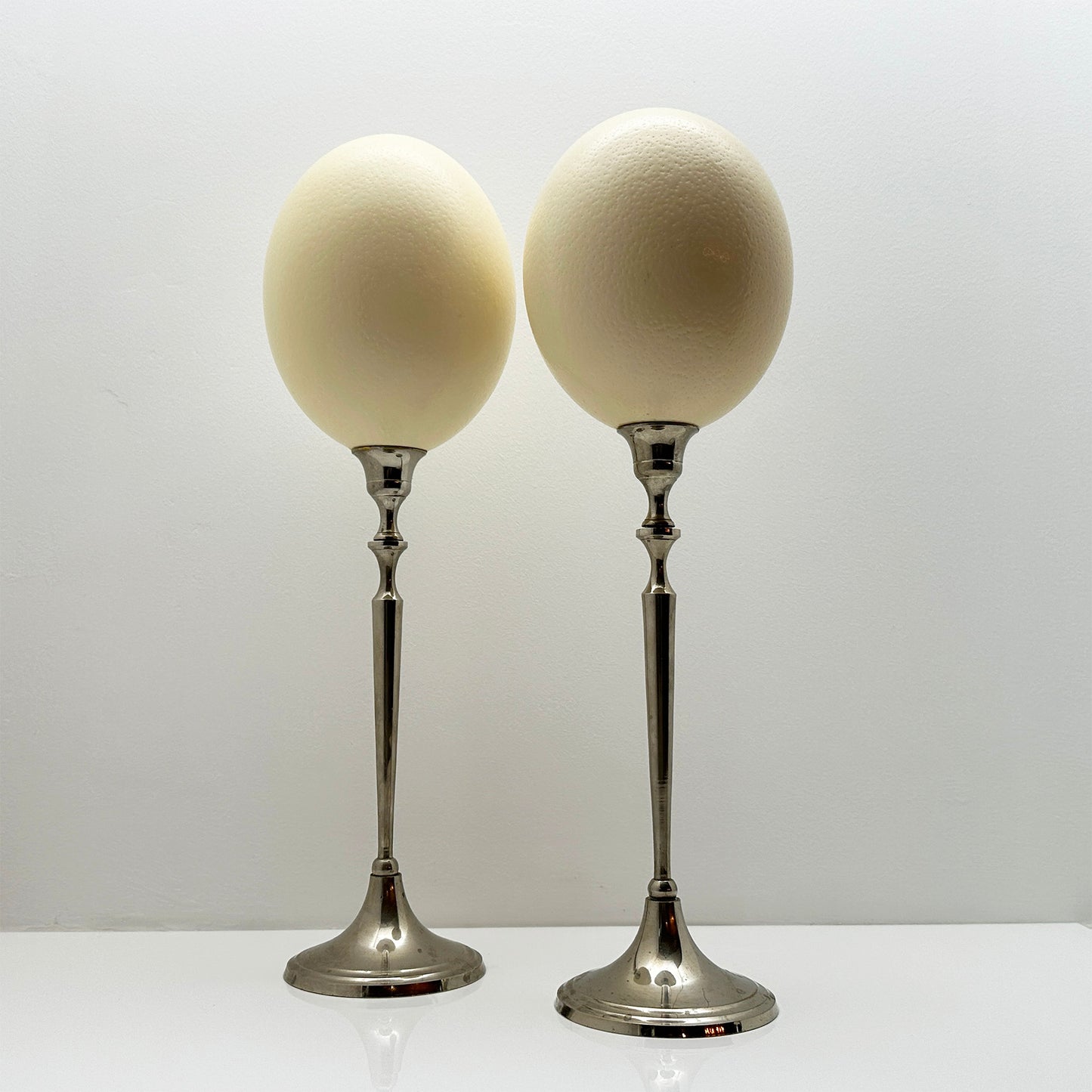 Luxe Decoratie Eieren op Nikkel Standaard - Handgemaakt Ornament (41 cm)