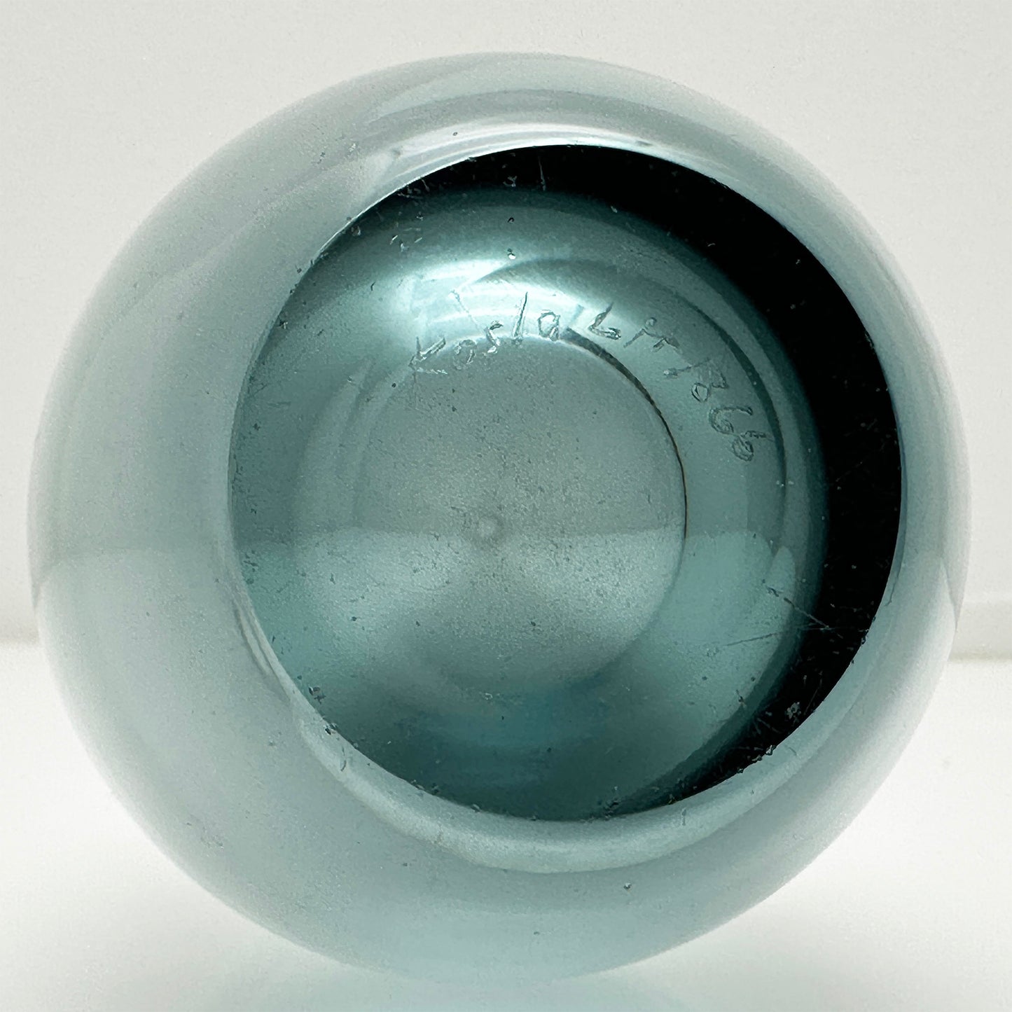 Rare Mid-Century Twilight Blue Orchid Vase – Vicke Lindstrand for Kosta Boda (1950s)