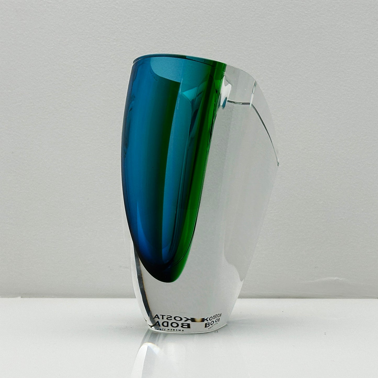 Enchanting Blue-Green Mirage Vase by Göran Wärff – Kosta Boda