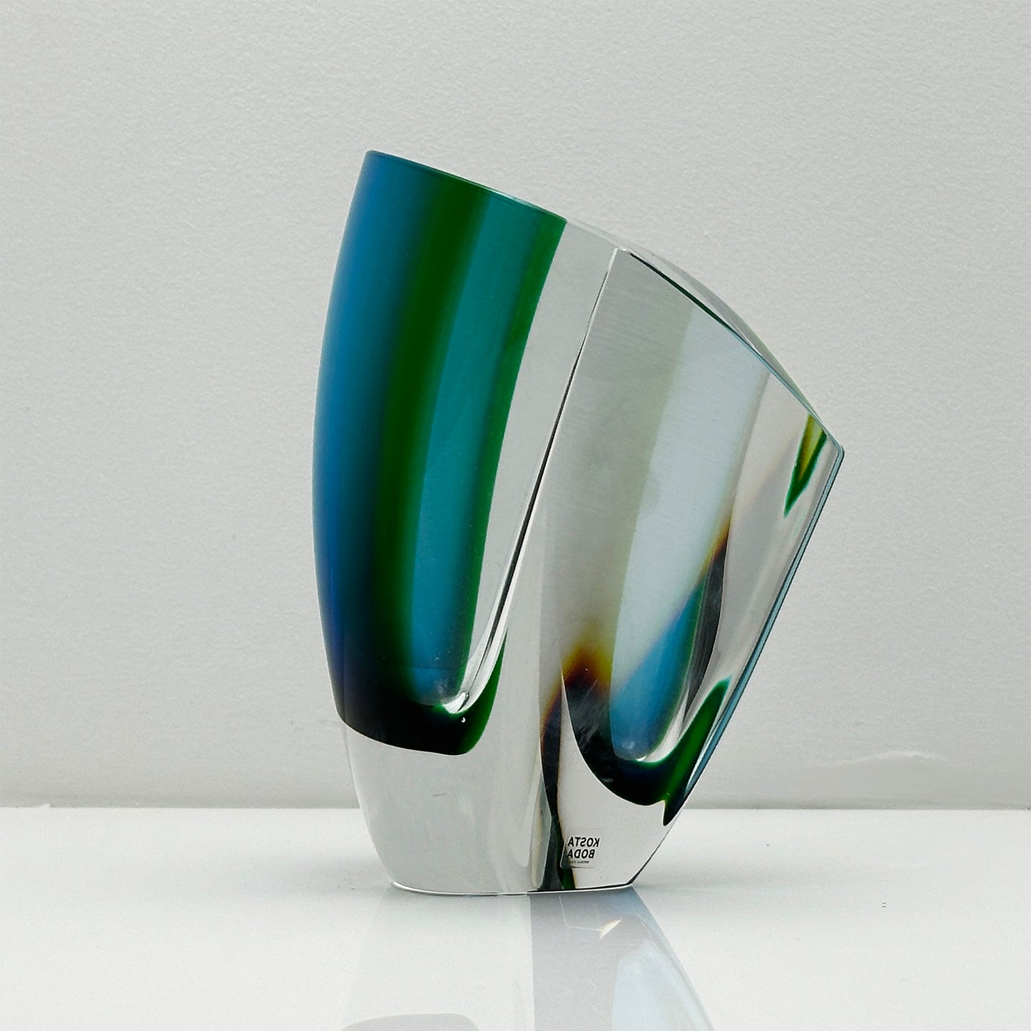 Enchanting Blue-Green Mirage Vase by Göran Wärff – Kosta Boda
