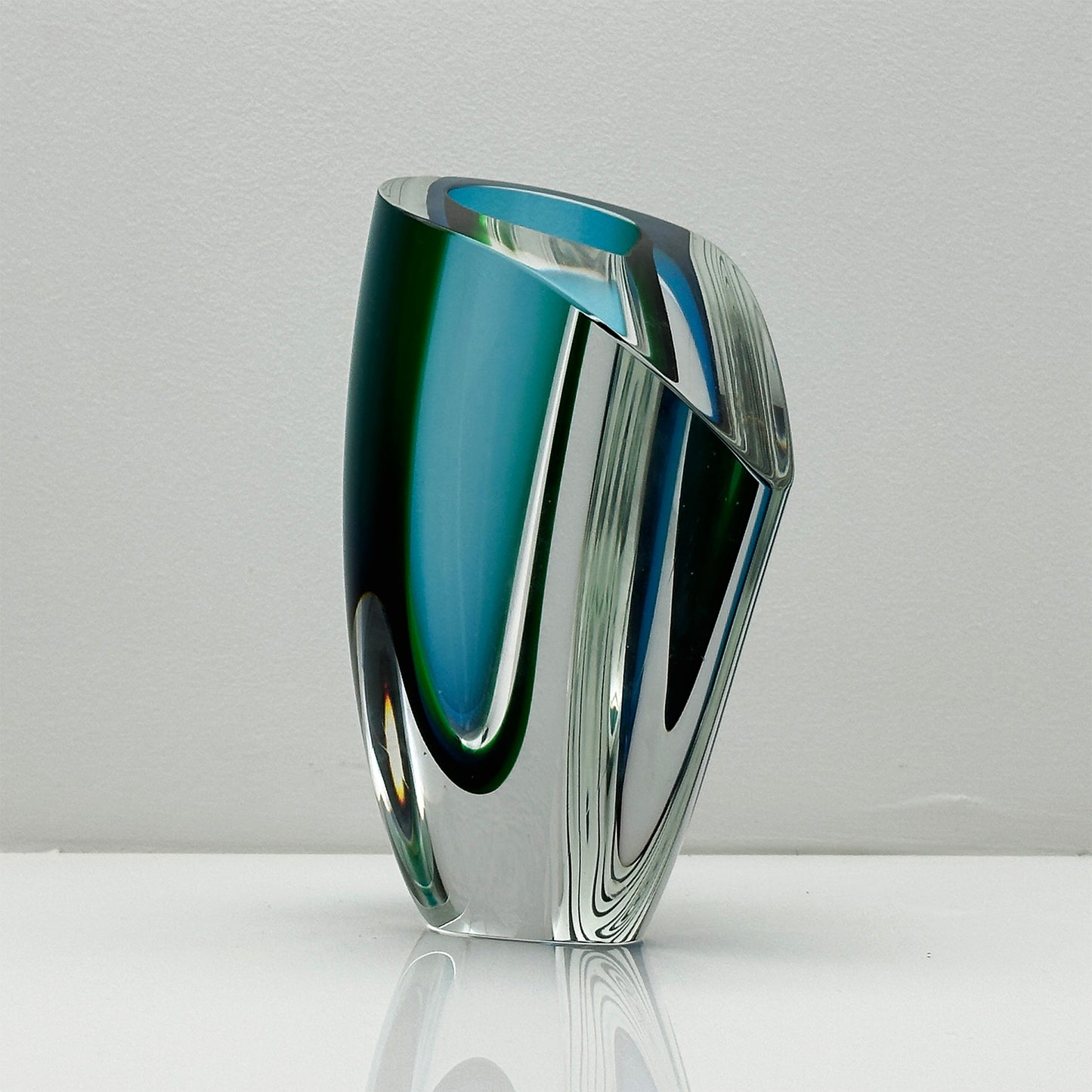 Enchanting Blue-Green Mirage Vase by Göran Wärff – Kosta Boda