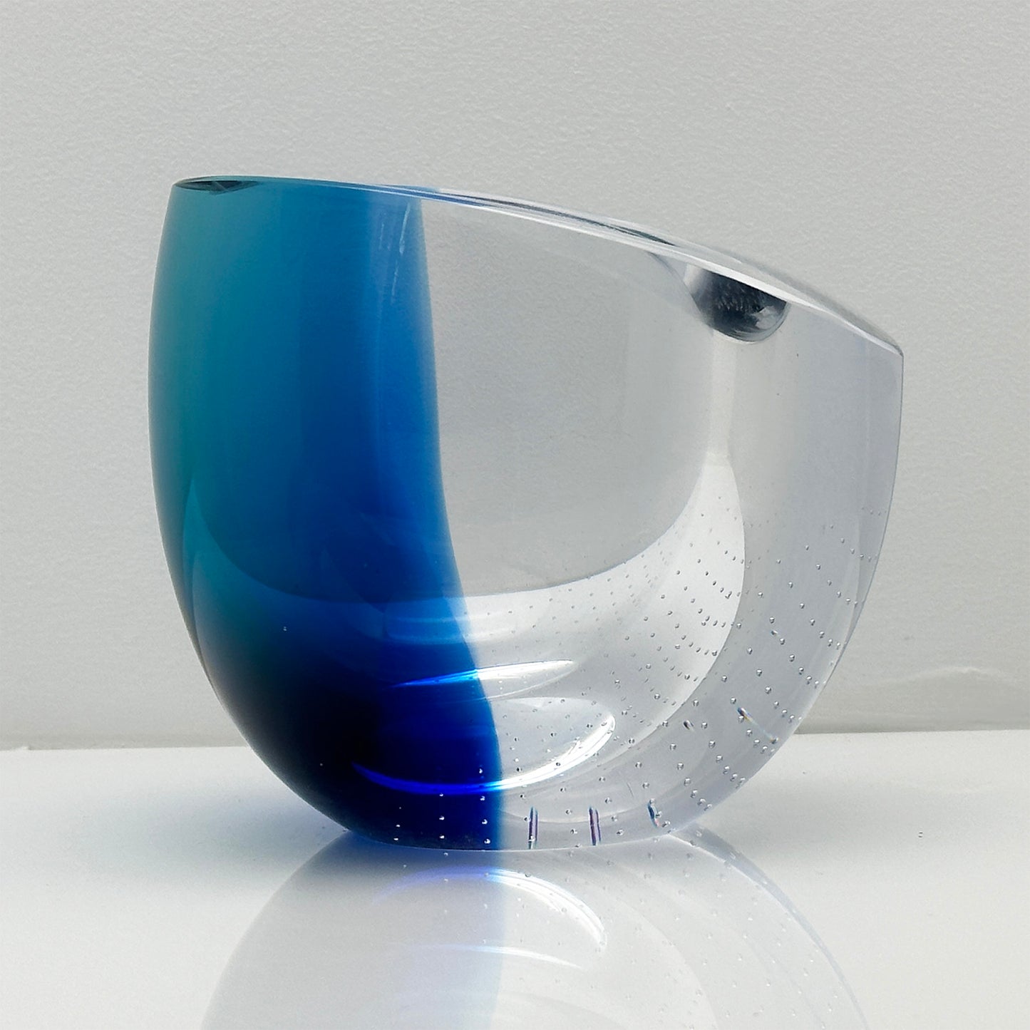 Exclusive Seaside Vase by Göran Wärff - Craftsmanship from Sweden