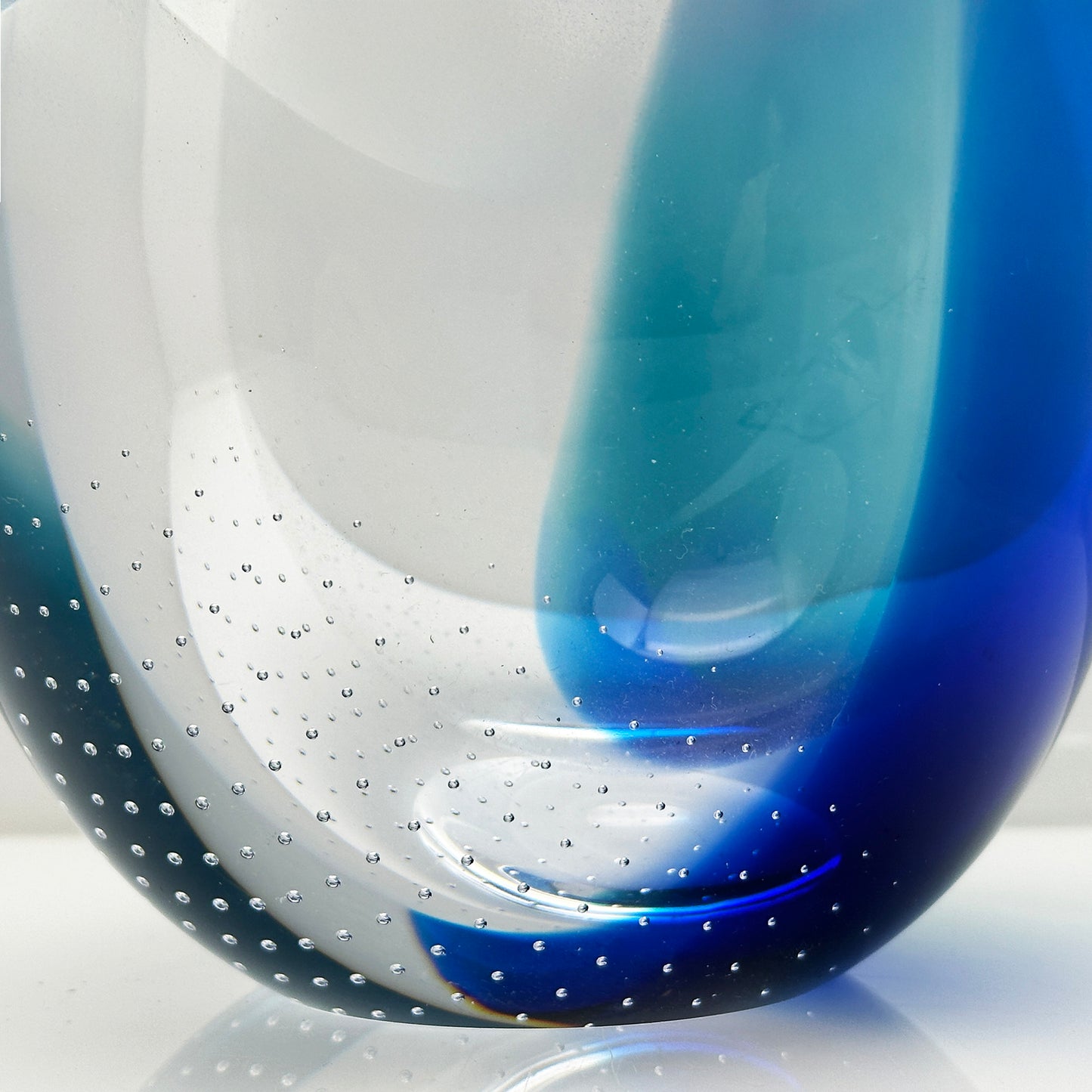 Exclusive Seaside Vase by Göran Wärff - Craftsmanship from Sweden