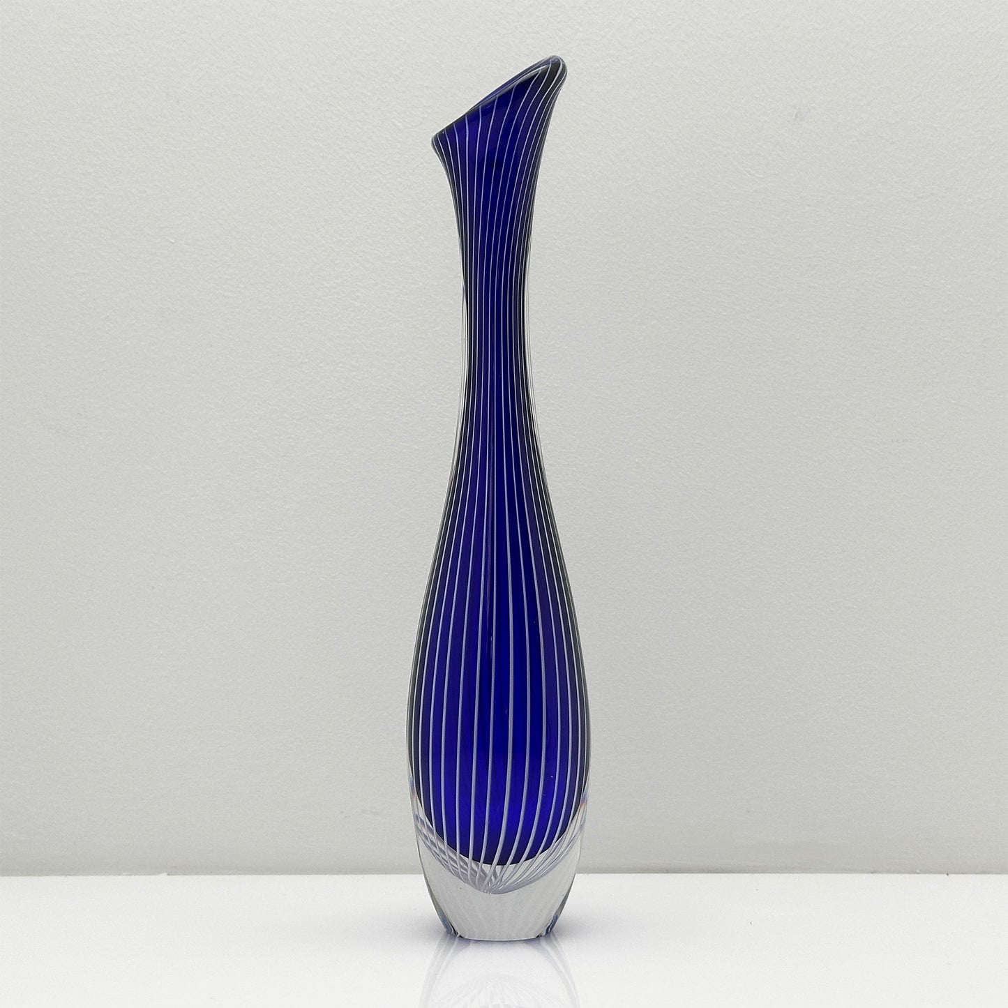 Vintage Vicke Lindstrand Kosta Boda Bud Vase | Mid-Century Modern Design | Hand blown glass