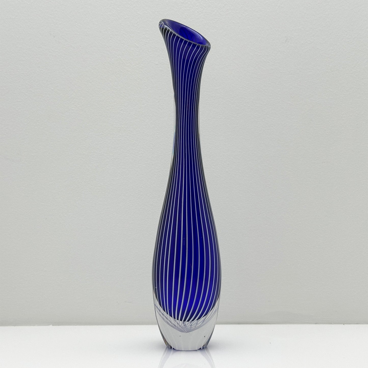 Vintage Vicke Lindstrand Kosta Boda Bud Vase | Mid-Century Modern Design | Hand blown glass