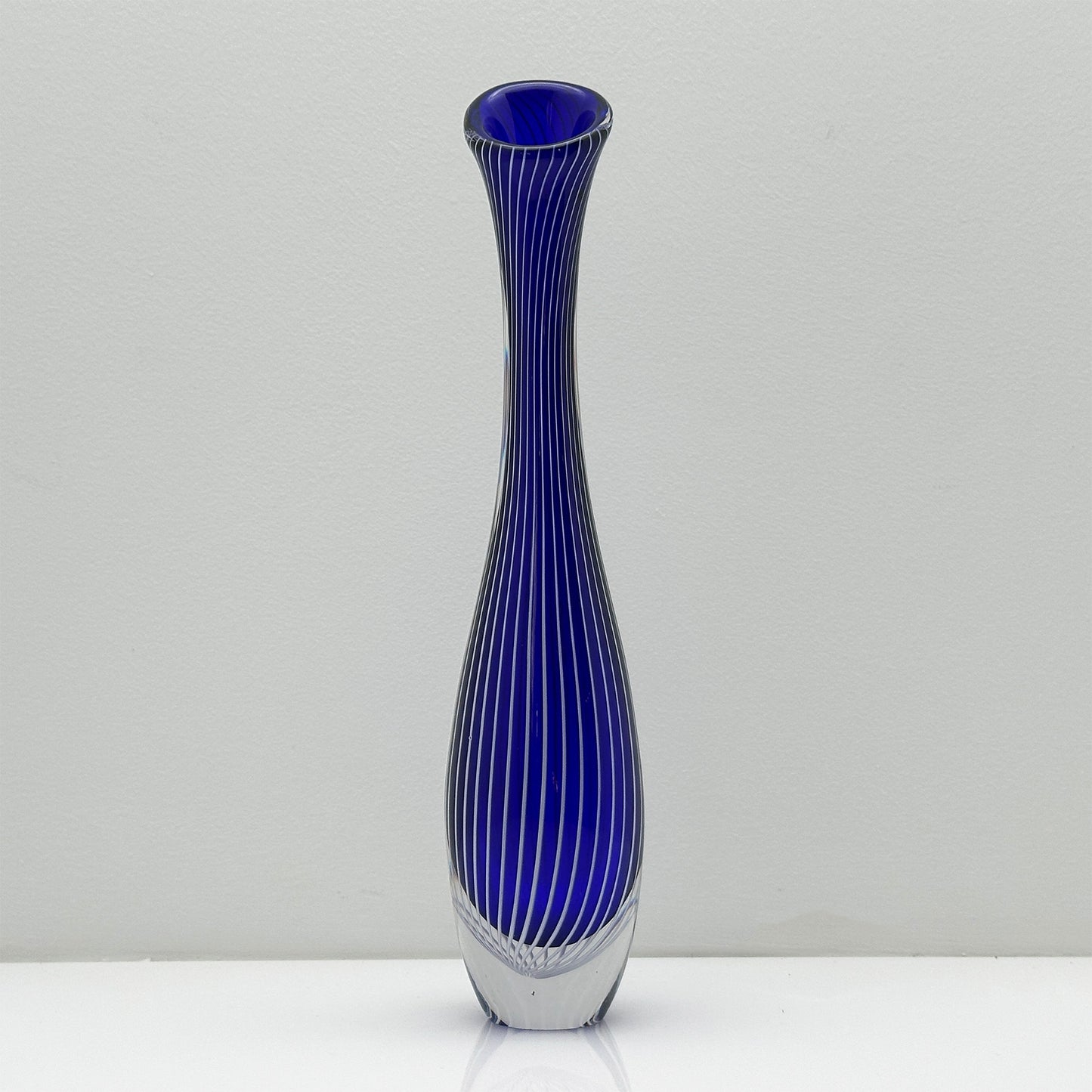 Vintage Vicke Lindstrand Kosta Boda Bud Vase | Mid-Century Modern Design | Hand blown glass