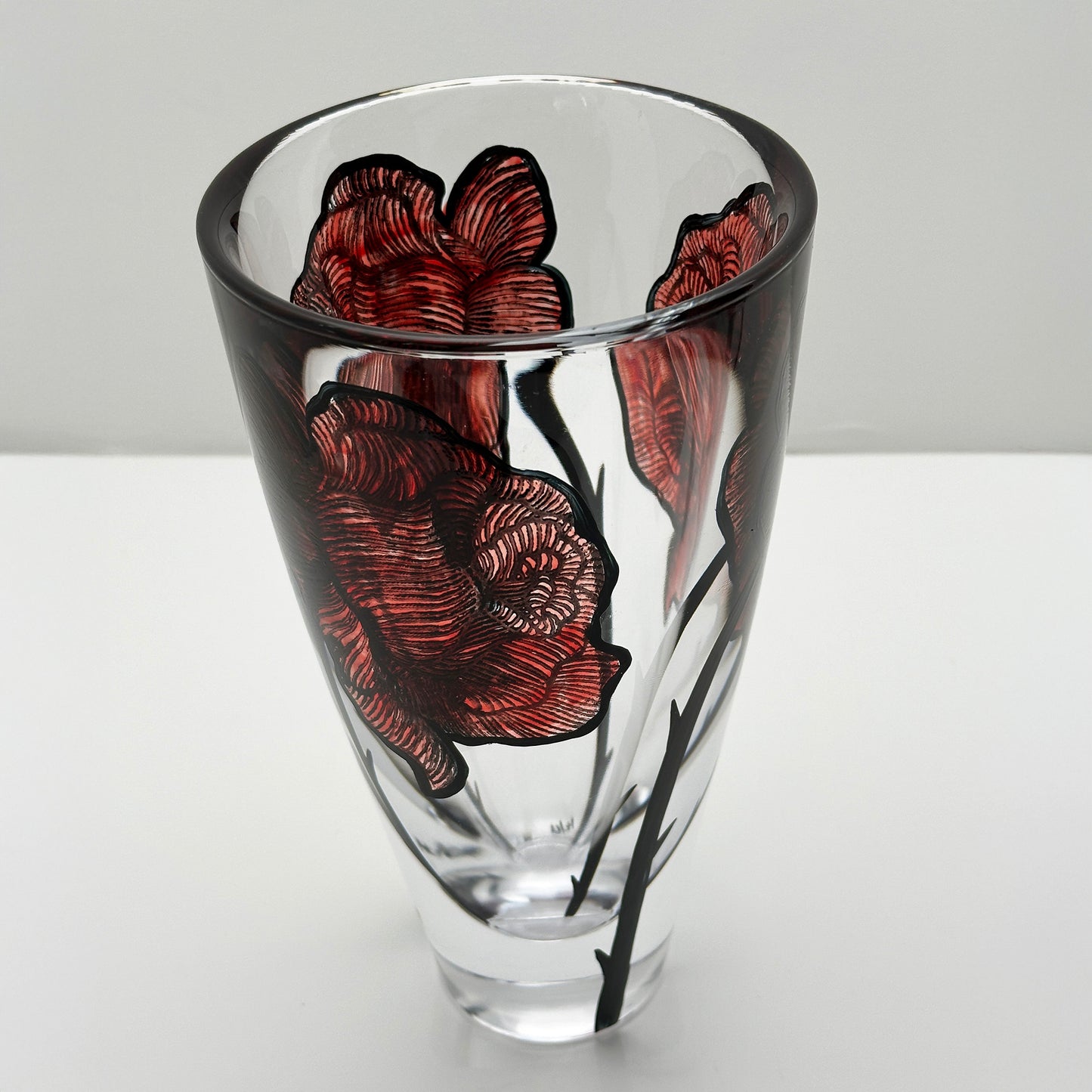 Design Vase by Kosta Boda - Handpainted Luxury Vase by Ludvig Löfgren (25.5 cm)