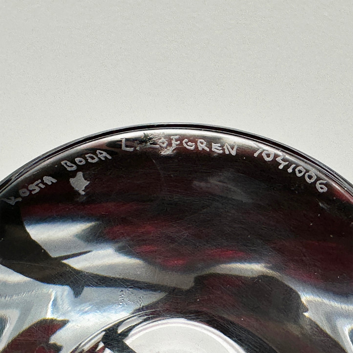 Design Vase by Kosta Boda - Handpainted Luxury Vase by Ludvig Löfgren (25.5 cm)