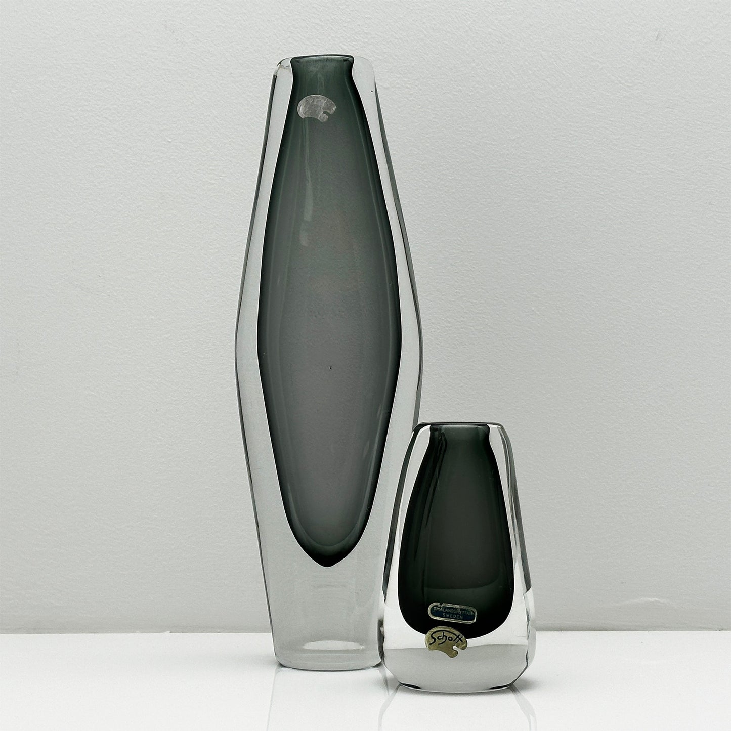 Josef Schott Vintage Design Vase - Black-Grey Sommerso Miniature (10.5 cm)