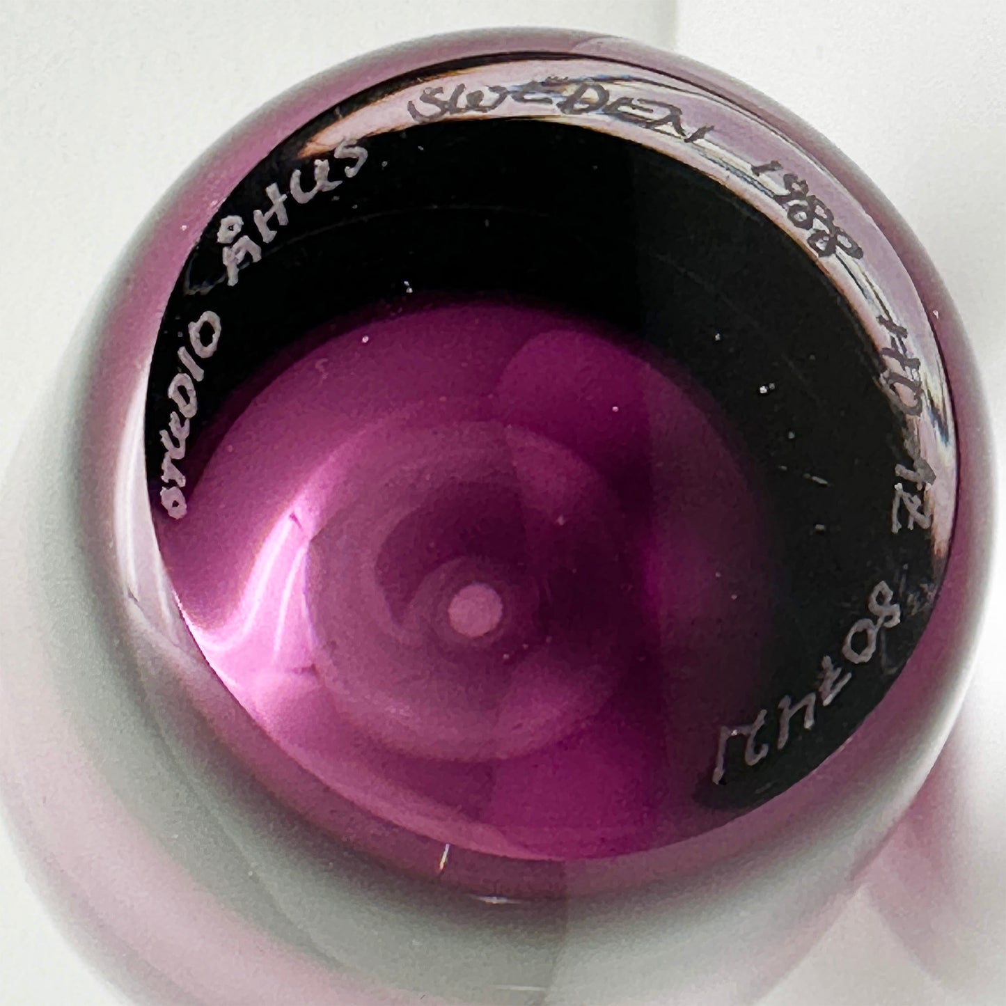 Studio Ahus Purple Glass Vase - Exclusive Swedish Design Vase (20 cm)