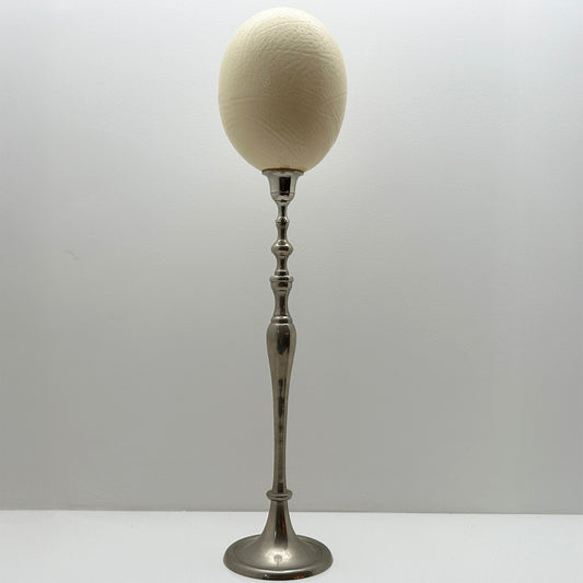 Struisvogelei op Nikkelen Voet – Luxe decoratieve ei ornament